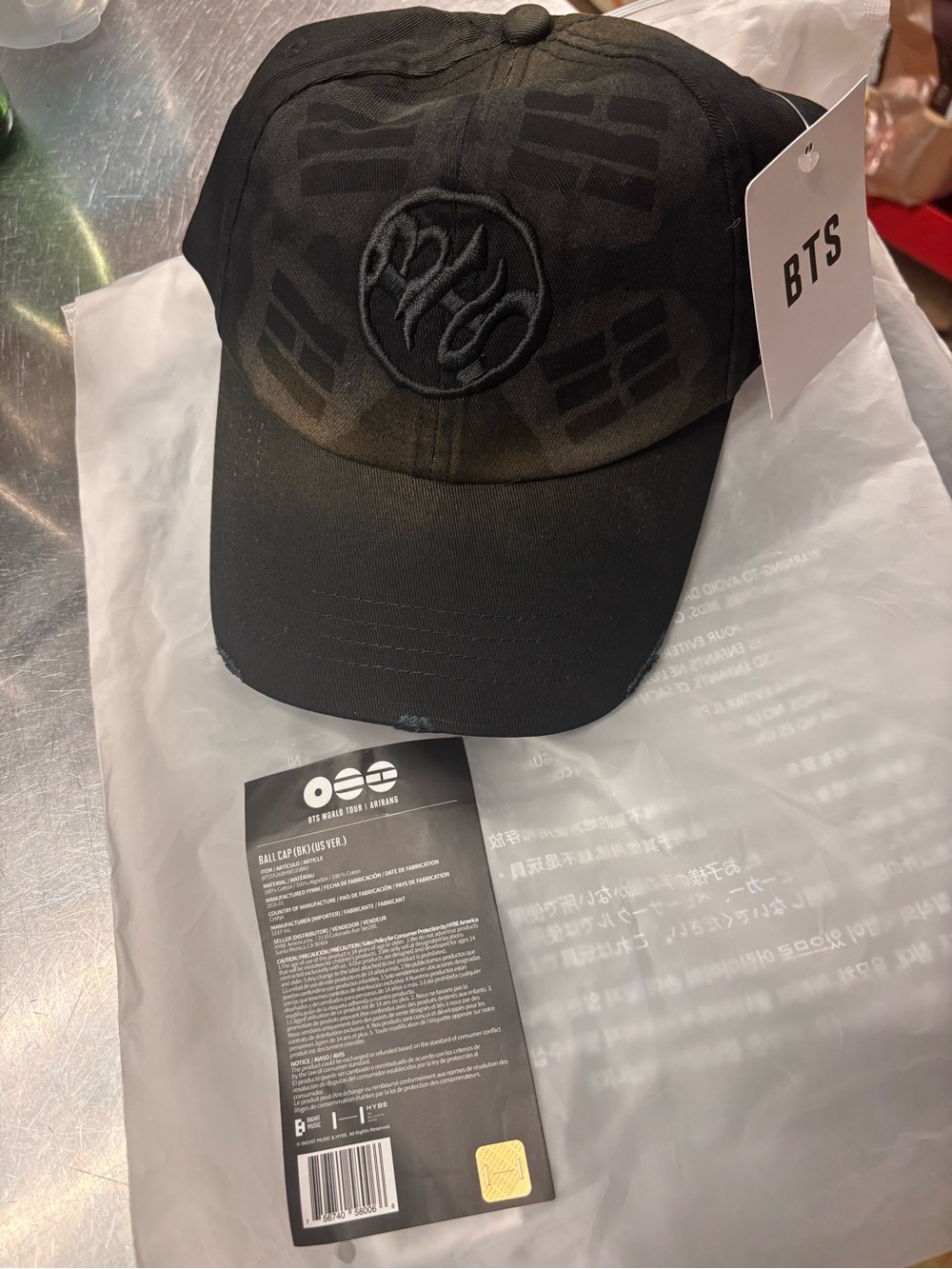 BTS World Tour 'Arirang' Ball cap in black unisex